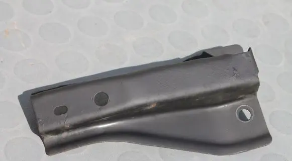 Tailgate/trunk spoiler