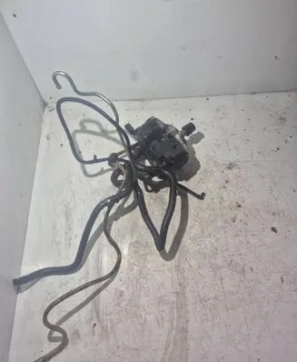 BMW 3 E46 Fuel injection high pressure pump 7788670 028176 0445010045