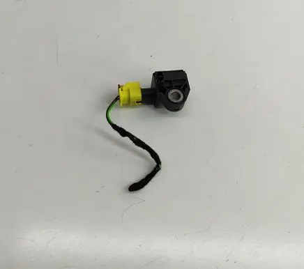 Volkswagen PASSAT B8 Airbag deployment crash/impact sensor 5Q0959651B