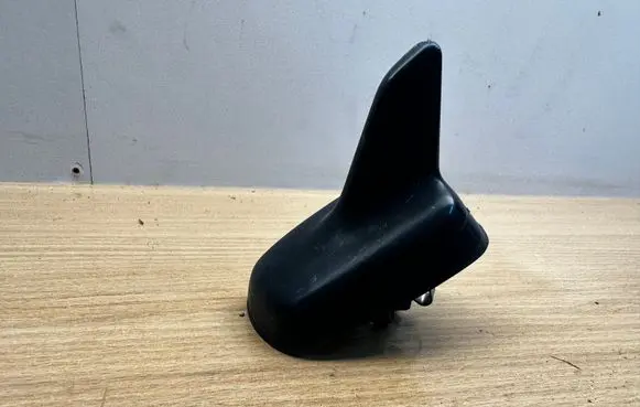 Volkswagen Golf Sportsvan Aerial GPS antenna 5Q0035507A
