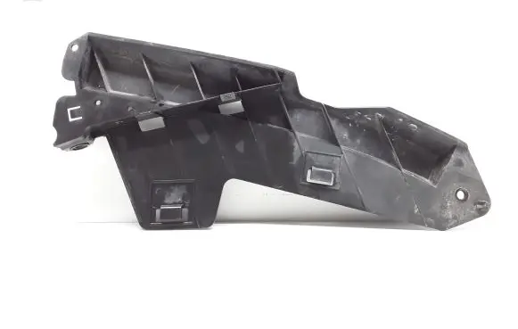 Volvo V70 Front bumper mounting bracket 30796387
