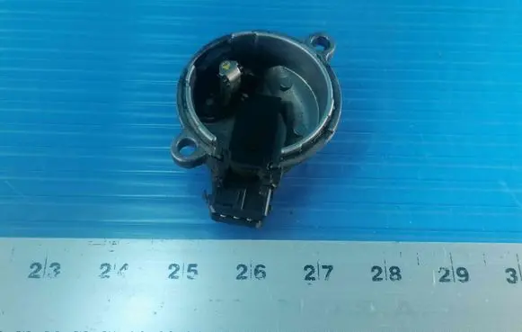 Audi A6 S6 C5 4B Camshaft position sensor 058905161B
