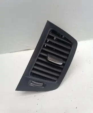 Volvo XC90 Dash center air vent grill 31417384 31366454