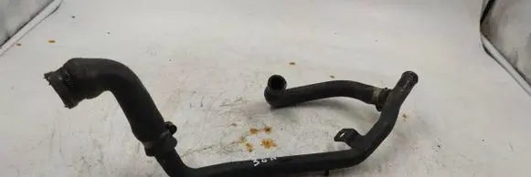 Audi A4 S4 B5 8D Engine coolant pipe/hose 058121065a
