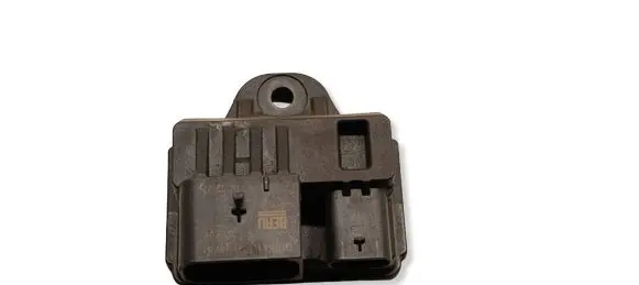 BMW 5 F10 F11 Glow plug pre-heat relay 781085603