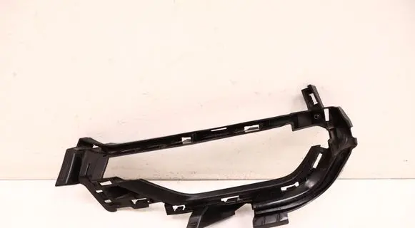 Volvo S90, V90 Fog light bracket 31383904