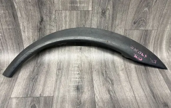 Volvo XC70 Rear fender molding trim 8620132 9190879