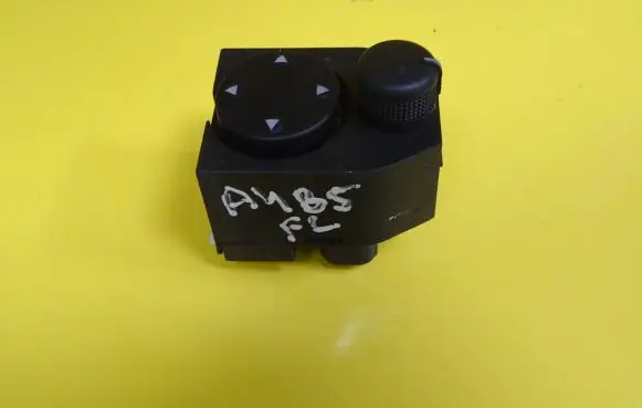 Audi A4 S4 B5 8D Wing mirror switch 8D0959565A