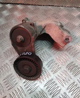 Opel Astra H Generator/alternator belt tensioner 
