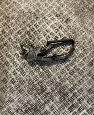Mercedes-Benz E W211 Accelerator throttle pedal 2113010001 A2113010001