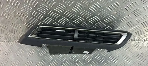 Peugeot 5008 II Dash center air vent grill 9814075577