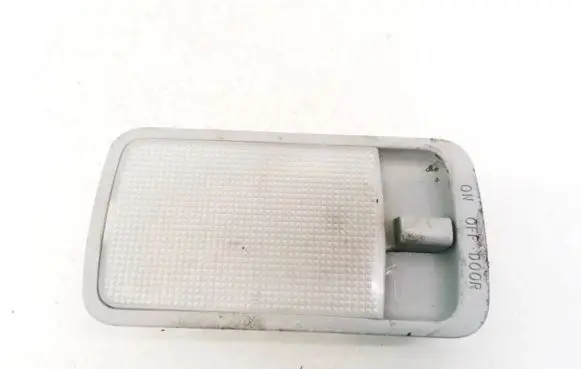 Toyota Avensis Verso Rear seat light
