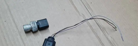 Audi A7 S7 4G Air conditioning (A/C) pressure sensor 5Q0959126A 82CP6801