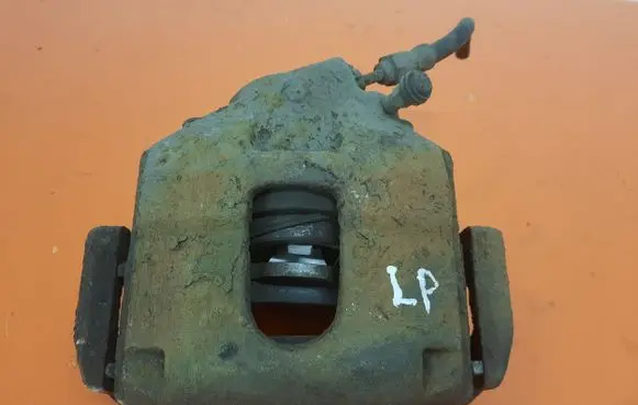 Ford Fiesta Front brake caliper