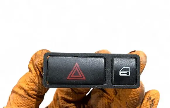 BMW Z4 E85 E86 Hazard light switch 61318368920
