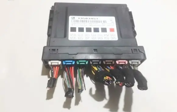 Chevrolet Orlando Comfort/convenience module 13583451 b02111123