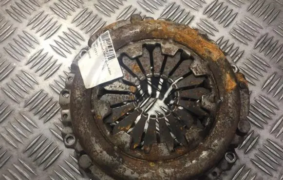 Hyundai Accent Pressure plate 