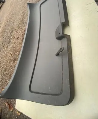 Skoda Octavia Mk3 (5E) Tailgate/boot lid cover trim 5E9867975