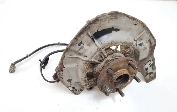 Lexus RX 300 Front wheel hub