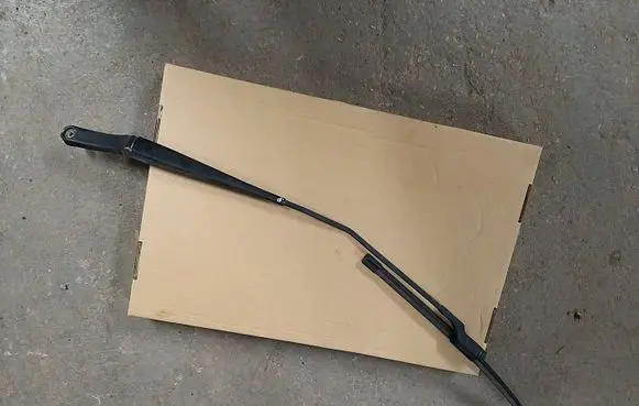 Volkswagen Touran II Front wiper blade arm 2K1955410B