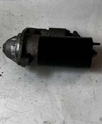 Audi A6 S6 C6 4F Starter motor 0001109064