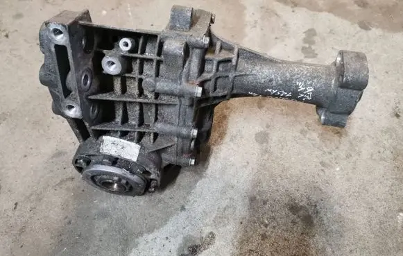 Opel Insignia A Gearbox transfer box case 