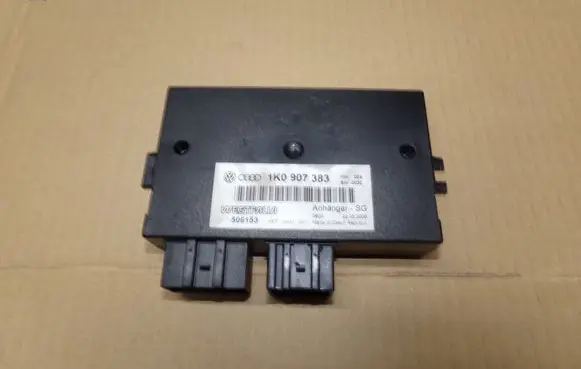 Volkswagen PASSAT B6 Tow bar trailer control unit/module 1K0907383