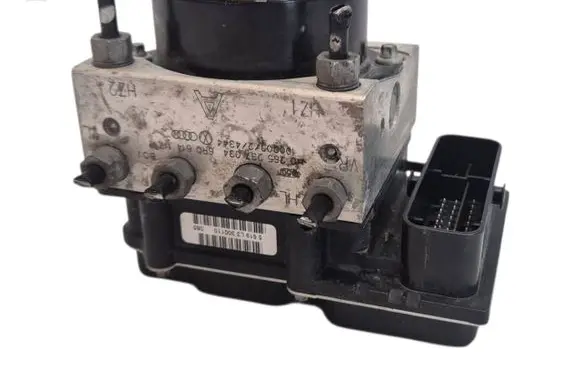 Volkswagen Polo V 6R ABS Pump 6R0614117P 0265237034 6R0907379AB