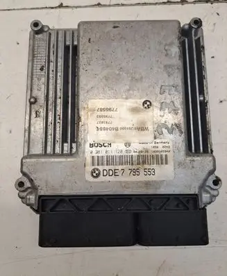 BMW 7 E65 E66 Engine control unit/module 0281011120 7795553
