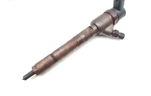 Opel Combo C Fuel injector 0445110183