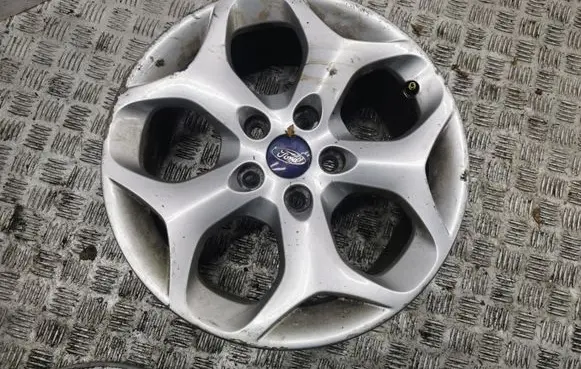 R16 alloy rim