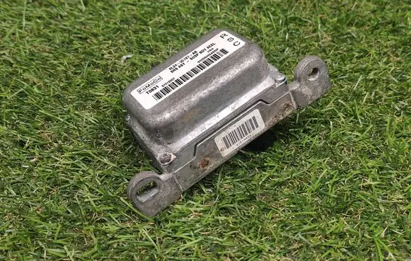 Ford Explorer ESP acceleration yaw rate sensor 6L243C187AB