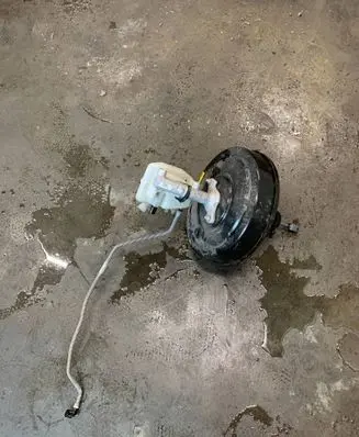 Renault Trafic III (X82) Brake booster 93868495 472102348R 93459281
