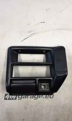 Opel Frontera B Radio/GPS head unit trim 021236