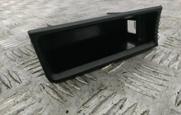Car ashtray