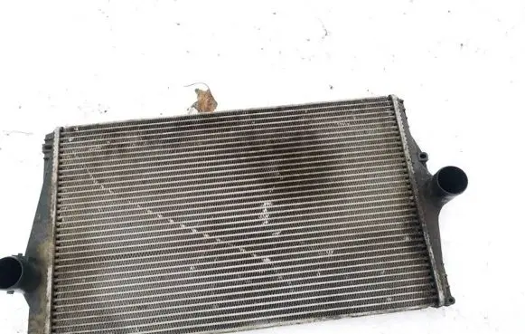 Volvo XC90 Intercooler radiator 8627375 04082287