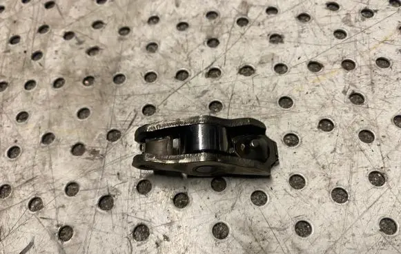 Opel Combo D Valve rocker arm 