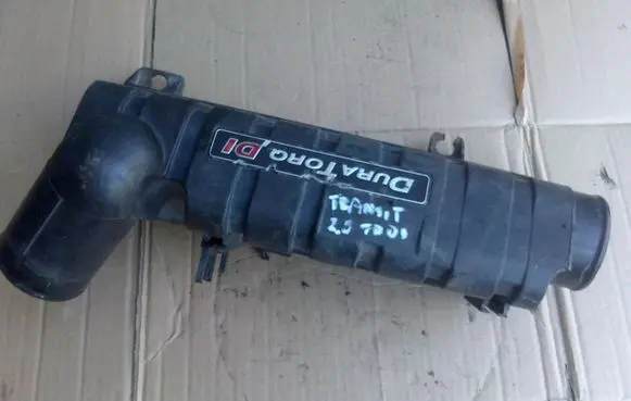 Ford Escort Intake resonator 