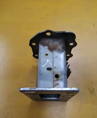 KIA Ceed Front bumper shock/impact absorber 1731325000