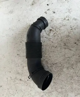 Audi Q7 4L Air intake hose/pipe 7L6129627F