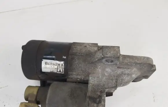 Mazda CX-7 Starter motor M000T87681