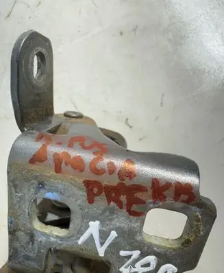 Jeep Compass Rear door lower hinge 713AHl