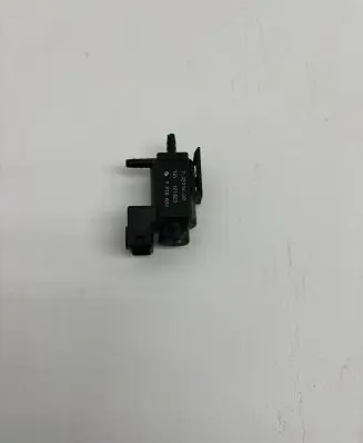 BMW 5 F10 F11 Turbo solenoid valve 7810831 70231800