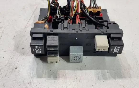 Volkswagen Golf V Comfort/convenience module 3C0937049E