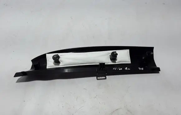 Volvo XC60 Tailgate/trunk side cover trim 31425702