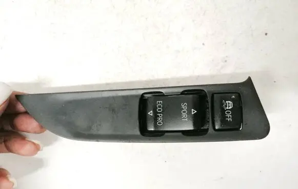 BMW 1 F20 F21 Traction control (ASR) switch 939170401 9391704-01
