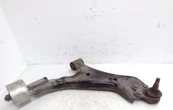 Chevrolet Captiva Front lower control arm/wishbone 96819162