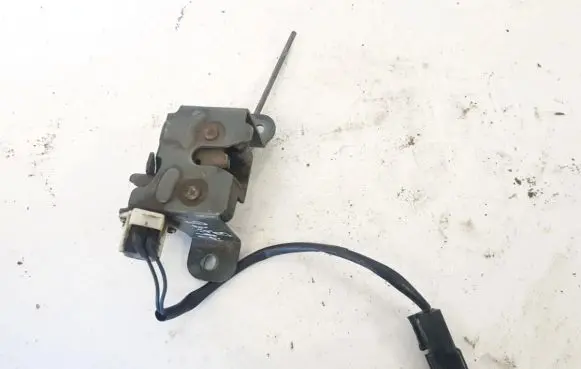 Hyundai Santa Fe Seat back rest lock catch 