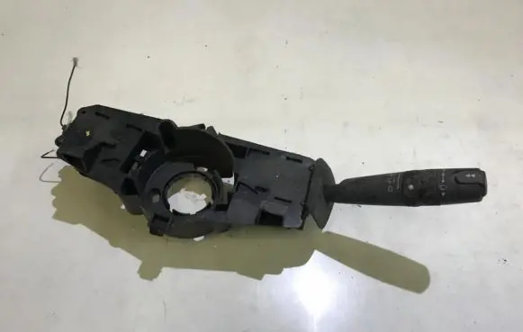 Citroen Xsara Picasso Wiper control stalk 96172873zl 61580038