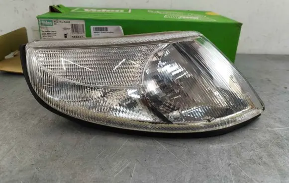 Saab 9-5 Front indicator light 086683